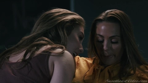 Girls Kissing Girls 25 Scene 2 Undercover