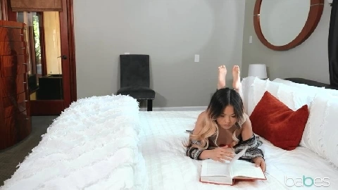 Lulu Chu Play With My Pussy - Babes