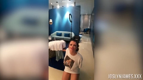 Joslyn James in Shop Then Fuck!