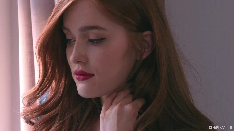 Lovely Jia Lissa Meets Mia - StraplessDildo