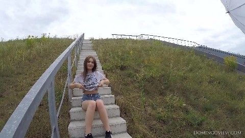 Sanija Poses Nude on Stairs Gopro Backsta - DomingoView