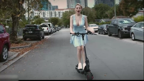 Scooting Flashing And Fucking - Blake Blossom