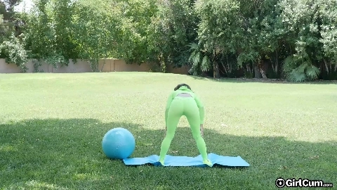 Labor Day Yoga - Vanessa Moon